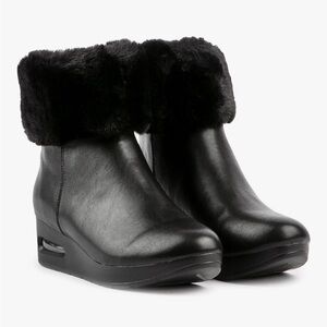 DKNY Black Faux Fur Winter Boots